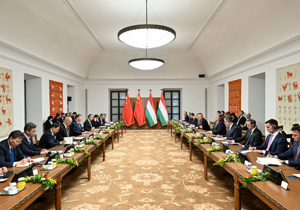 国家主席习近平在布达佩斯总理府同匈牙利总理欧尔班举行会谈（2）.jpg